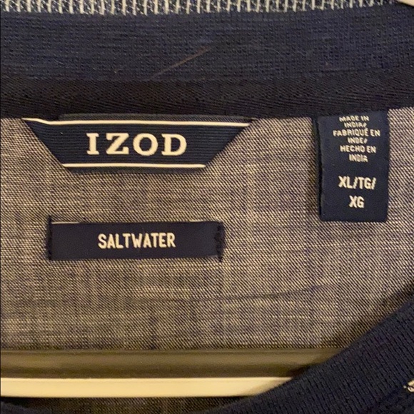 IZod Thermal long sleeve. - Picture 2 of 2